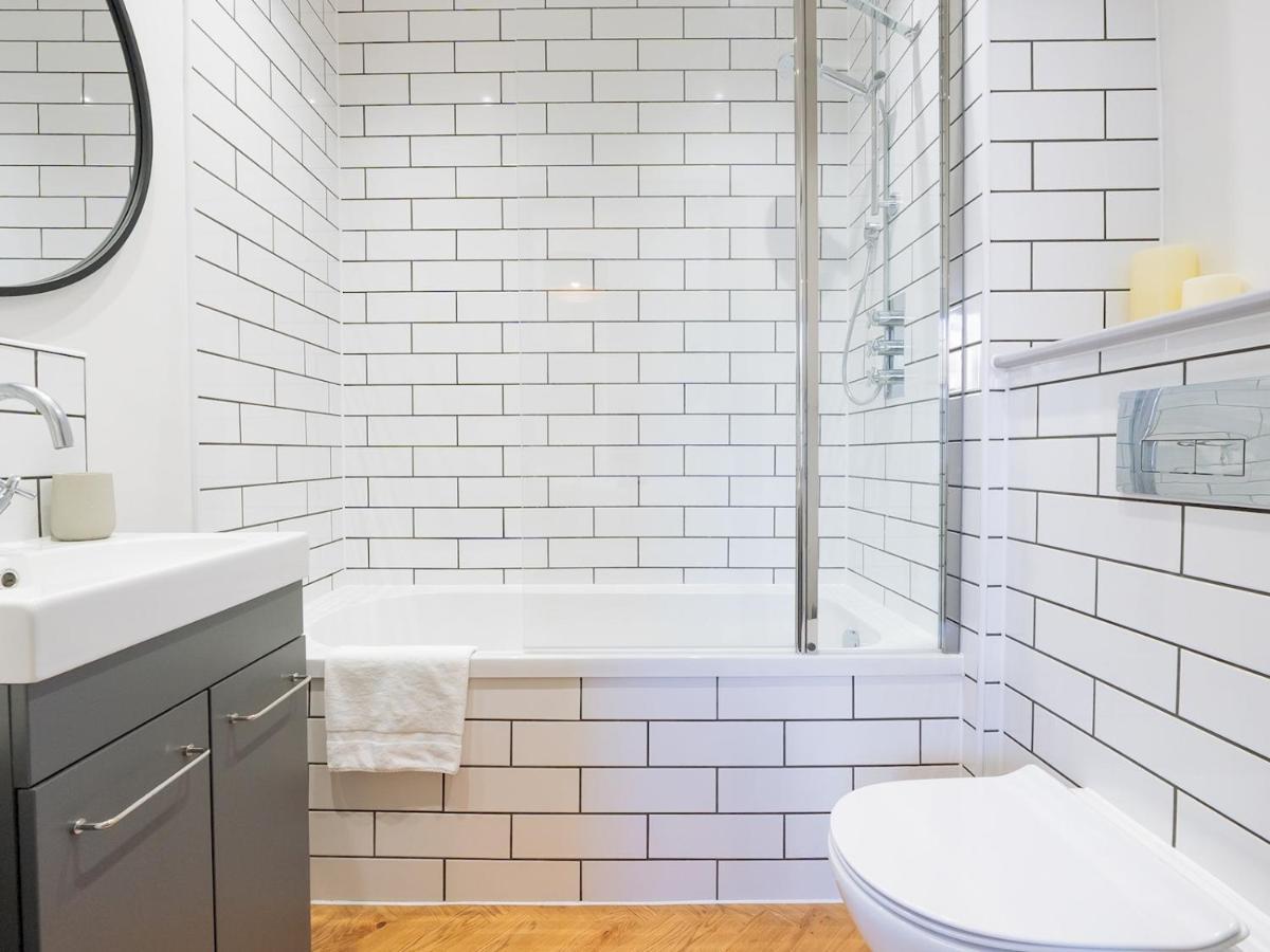 Pass The Keys Stunning 2 Bed Retreat In The Heart Of Bath Apartment Екстериор снимка