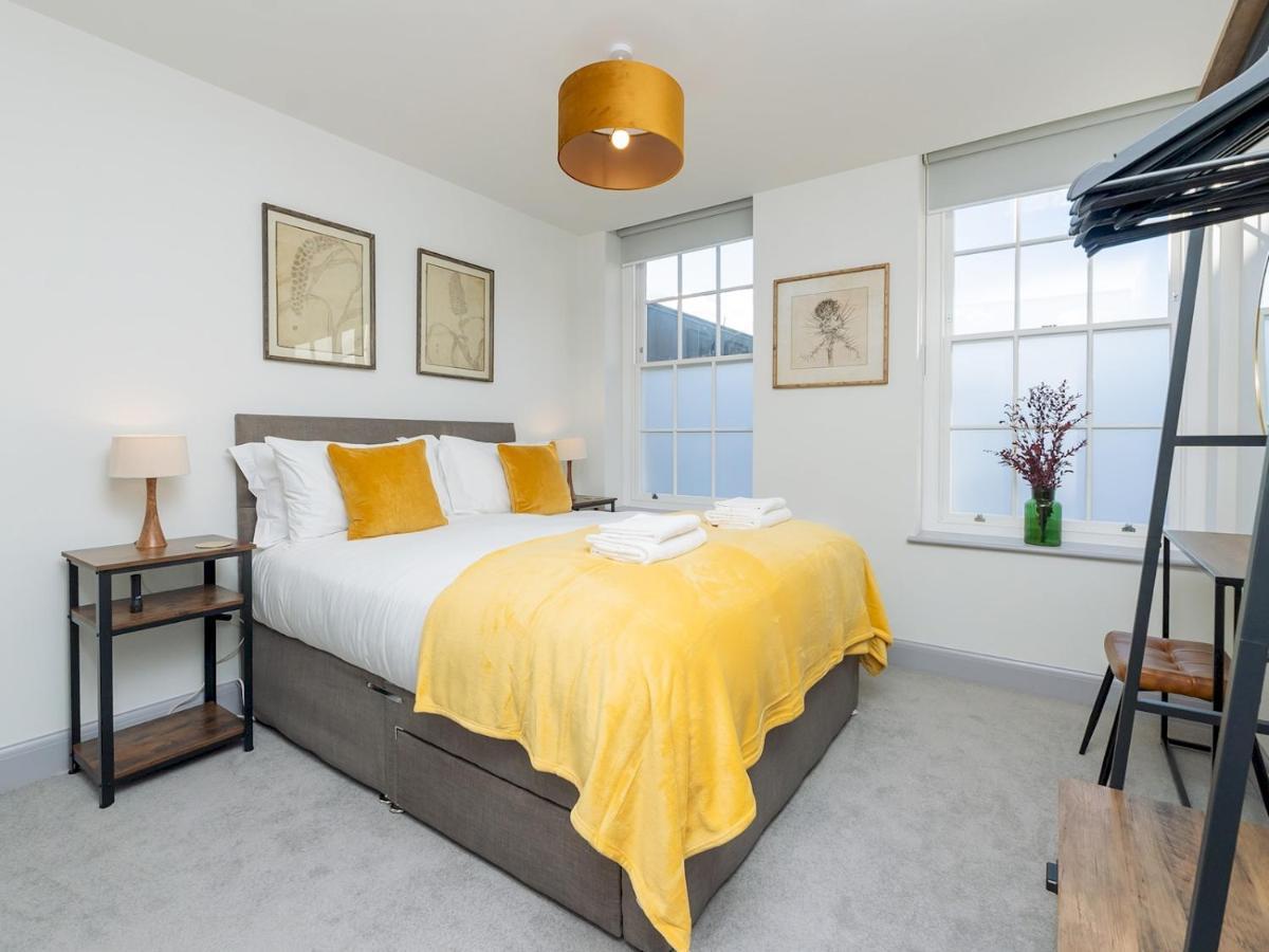 Pass The Keys Stunning 2 Bed Retreat In The Heart Of Bath Apartment Екстериор снимка