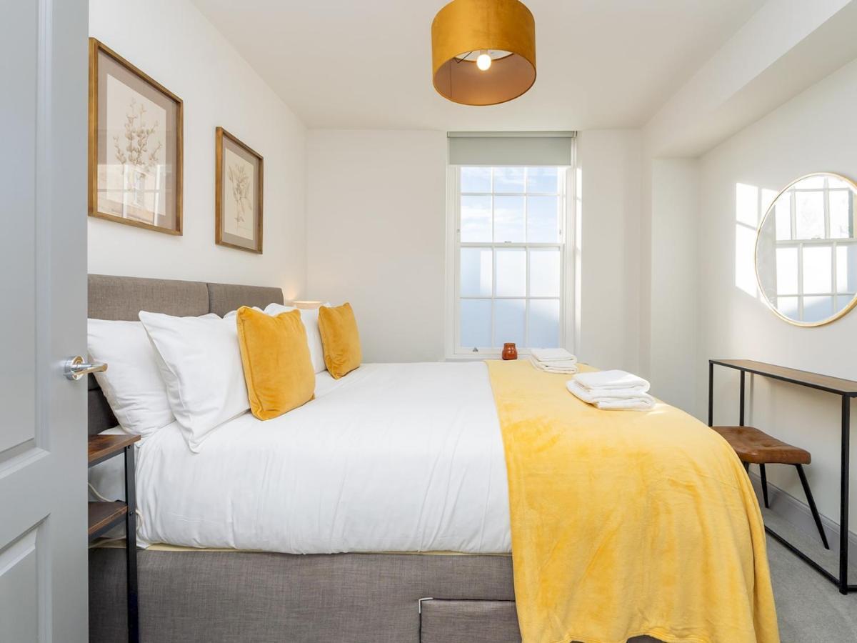 Pass The Keys Stunning 2 Bed Retreat In The Heart Of Bath Apartment Екстериор снимка